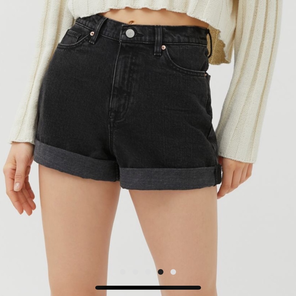 BDG mom shorts